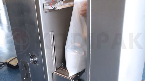 Push Pull Chamber Vertical Bulk Brick Shape Vacuum Packaging Machine Picture